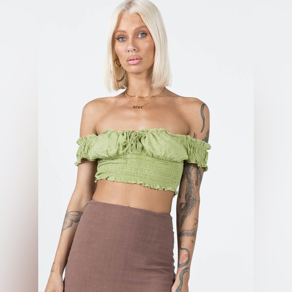 Princess Polly Asner Top in Sage Green Size 4 New with tag